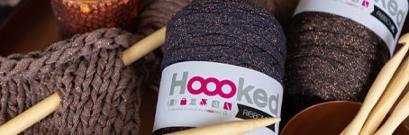 Hoooked RibbonXL Lurex - gratis haakpatroon koperkleurige clutch